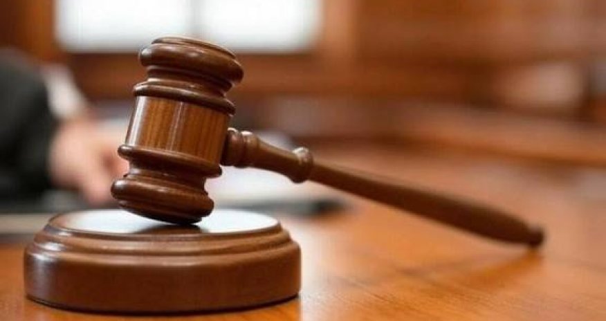 
Bakıda oteldə anasını öldürən oğlana hökm oxunub