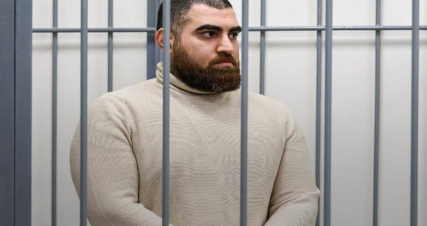 Российский суд приговорил армянского блогера к 4,5 годам лишения свободы