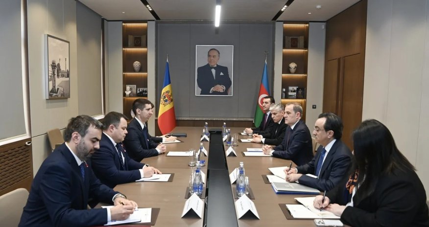 Bayramov Naxçıvana dron hücumu ilə bağlı moldovalı həmkarını məlumatlandırıb