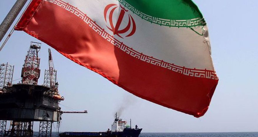 Иранский спикер предупредил о крахе нефтяной отрасли