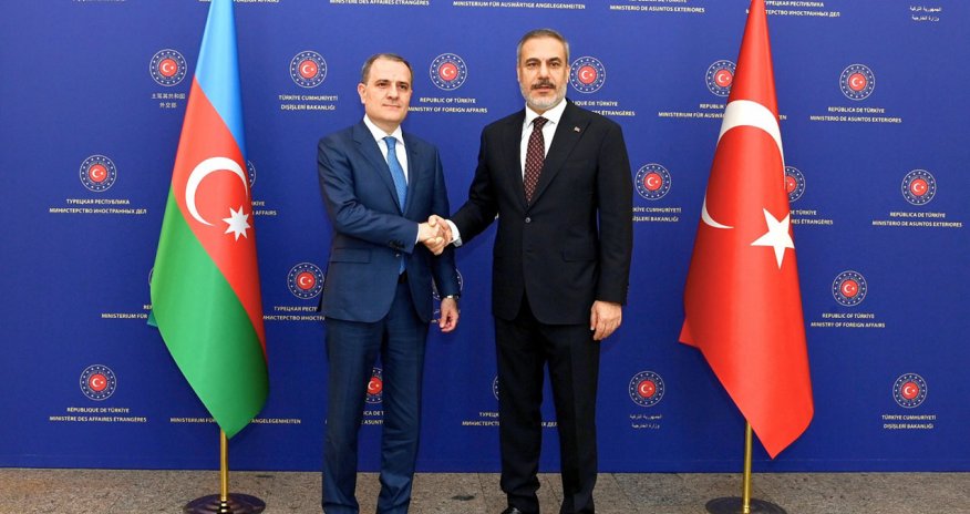 Ceyhun Bayramov türkiyəli həmkarı ilə danışıb/Yenilənib