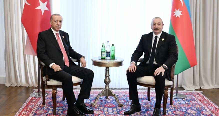 Алиев и Эрдоган созвонились: Баку осуждает удар по Турции