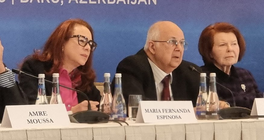 Hörmüz boğazı qlobal iqtisadiyyata risk yaradır - Dünya bankının keçmiş vitse prezidenti