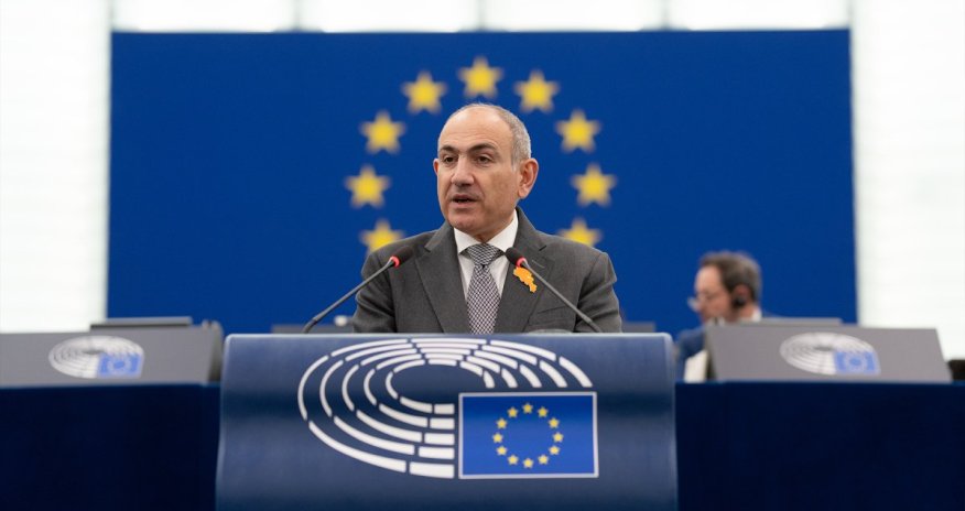 Пашинян: Азербайджанская нефть сломала устоявшуюся монополию в Армении