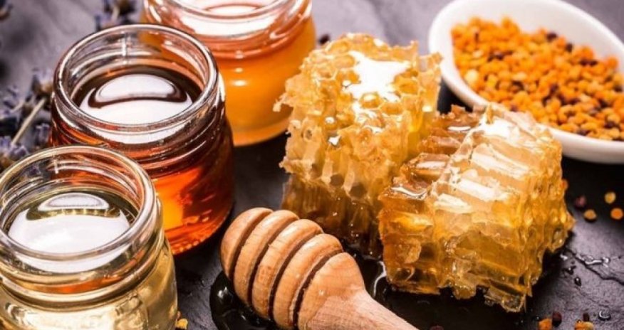 

Ötən il Azərbaycanda 5 min tona yaxın bal istehsal olunub
