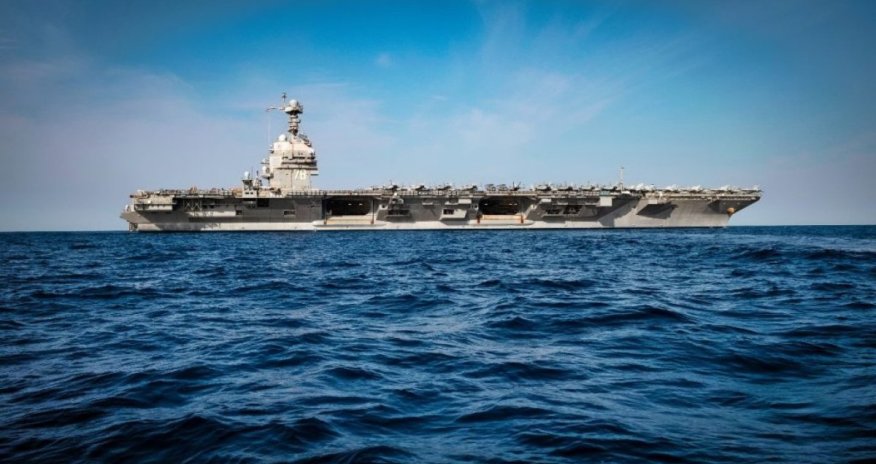 Пожар на американском авианосце