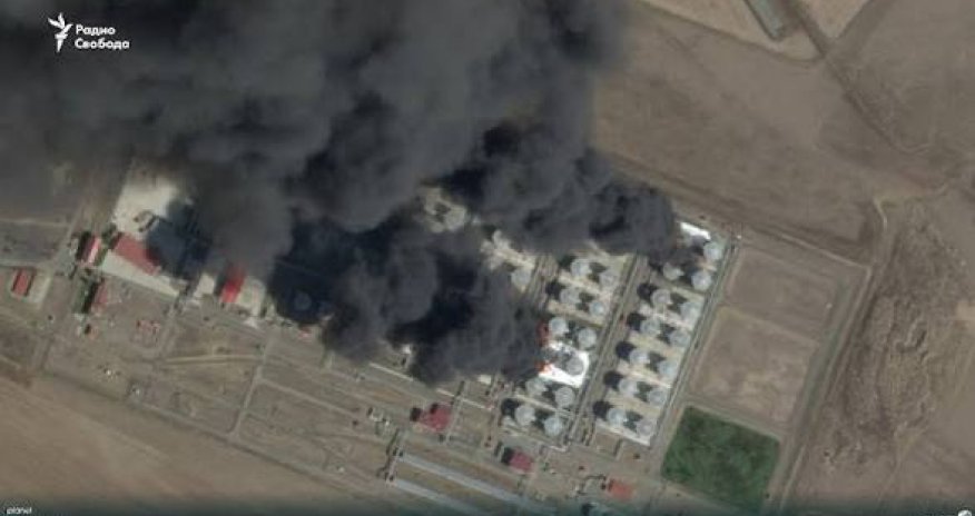 Резервуары полностью сгорели после удара по нефтебазе в России