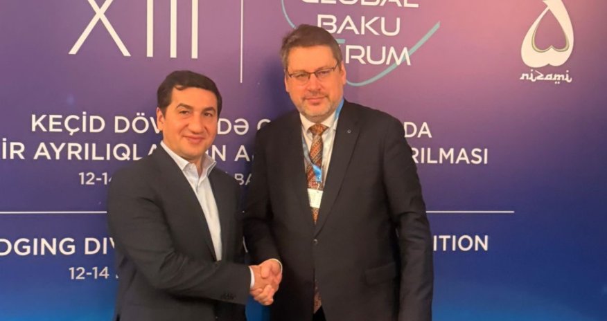 Hikmət Hacıyev Aİ-nin xüsusi nümayəndəsi ilə görüşüb