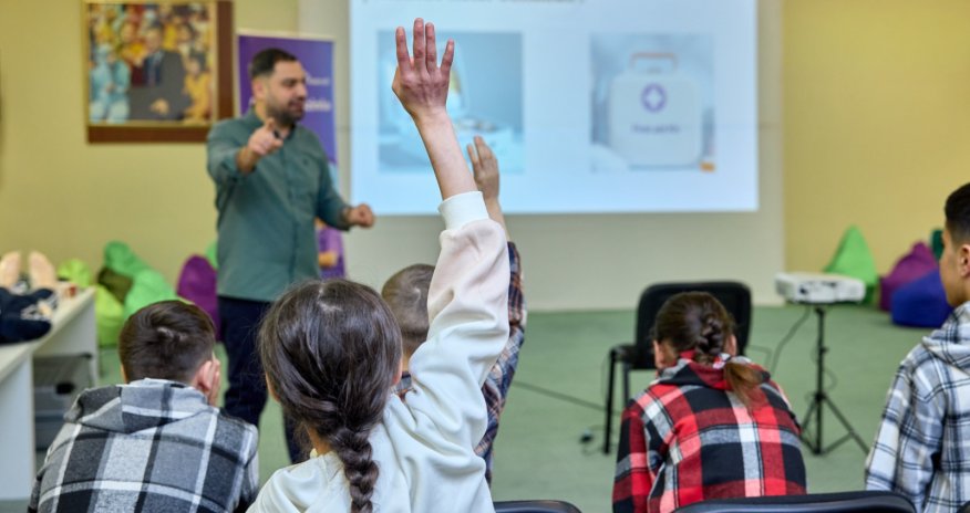 
Azercell launched an educational initiative for children requiring special care