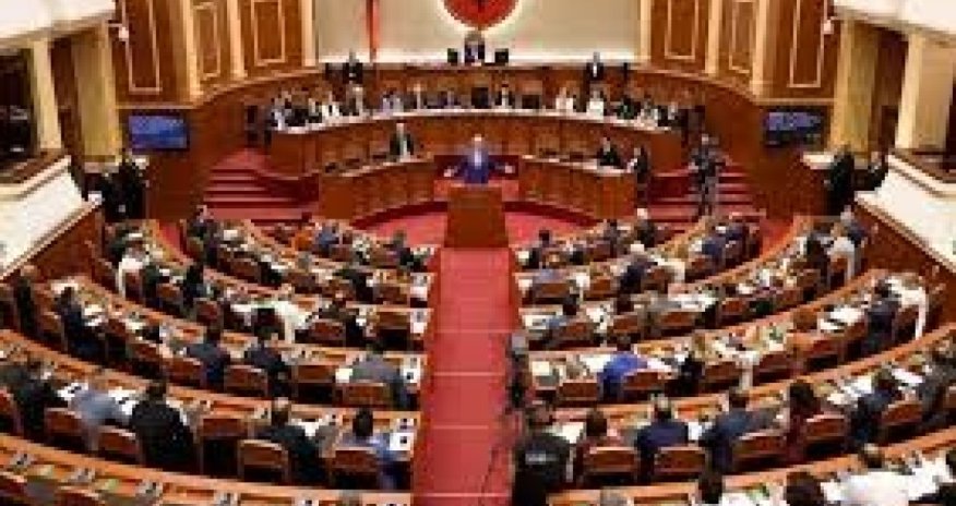 

Albaniya parlamenti İranı terroru dəstəkləyən ölkə kimi rəsmən tanıyıb
