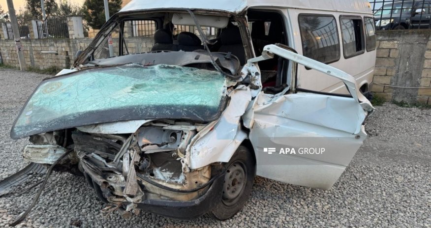 Sabirabadda mikroavtobus minik maşını ilə toqquşub, 7 nəfər xəsarət alıb