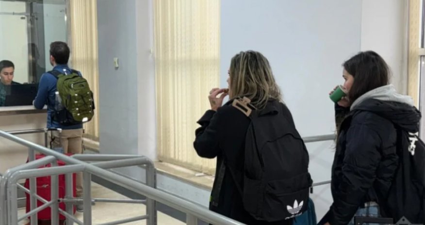 Из Ирана в Азербайджан эвакуированы 4 гражданина Индии