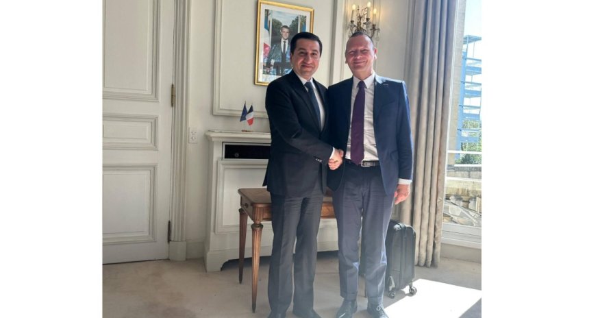 Hikmət Hacıyev Parisdə Makronun müşaviri ilə ikitərəfli əlaqələri müzakirə edib
