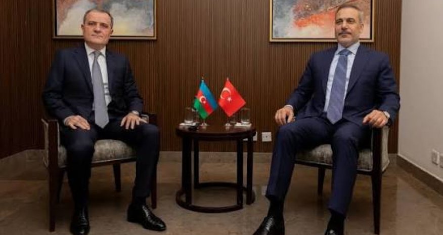 Ceyhun Bayramovla Hakan Fidan arasında Ər-Riyadda görüş keçirilib