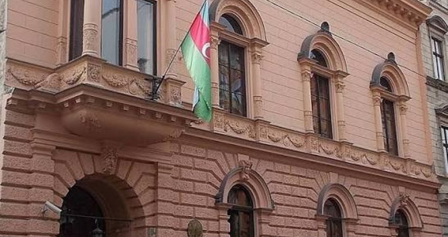 Посольство Азербайджана в Венгрии окажет экстренную консульскую помощь в нерабочие дни