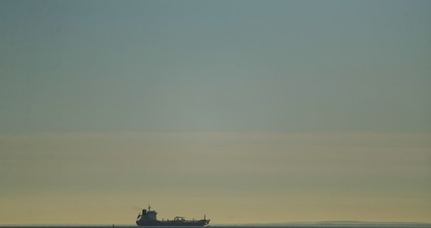 Британия будет задерживать суда России