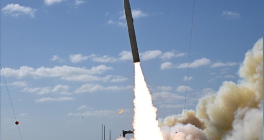 Американцы испытали гиперзвуковую ракету большой дальности