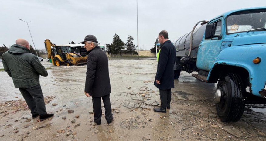 Коммунальные службы в Баку работают в усиленном режиме