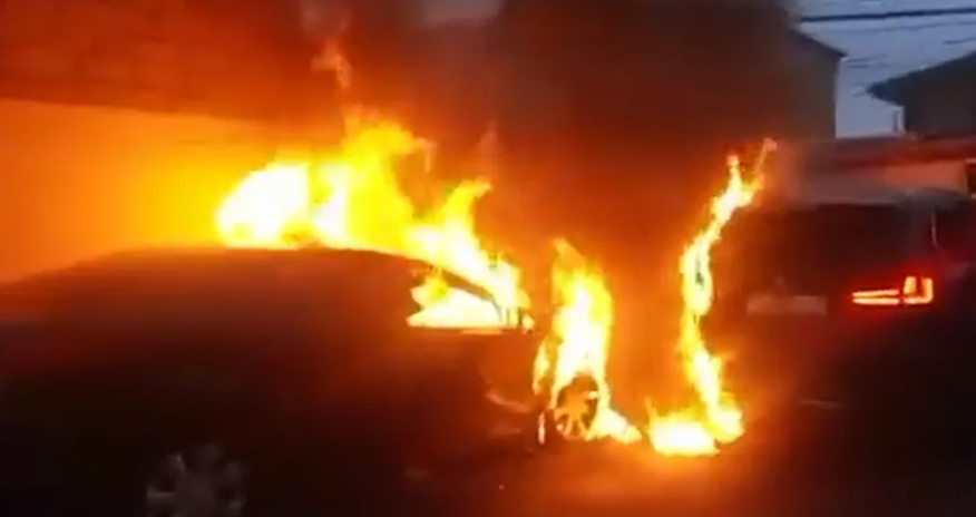 Masazırda avtomobildə yanğın baş verib - Video
