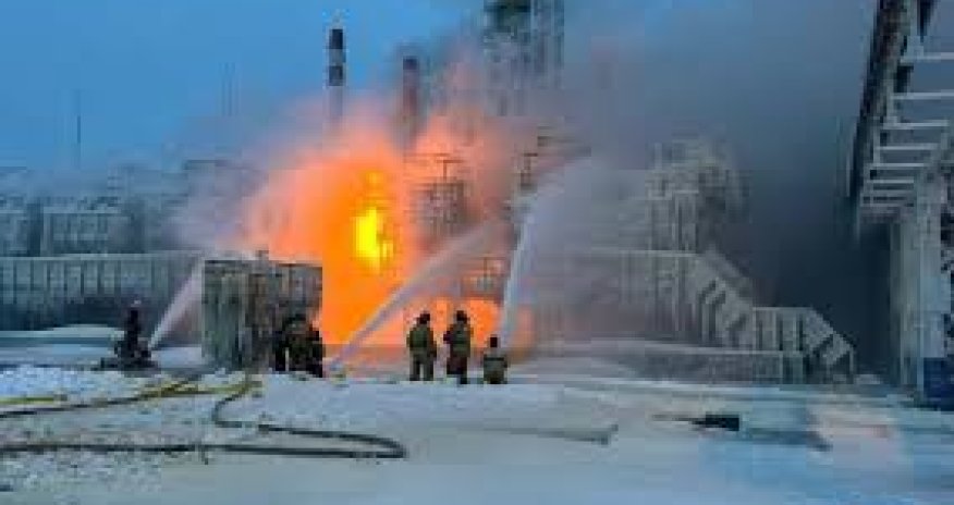 В российском порту "Усть-Луга" возник пожар после атаки дрона