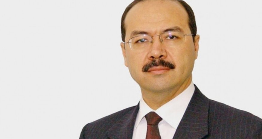 Премьер Узбекистана прибыл в Баку