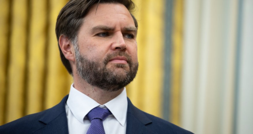 Вэнс контактирует с посредниками по Ирану