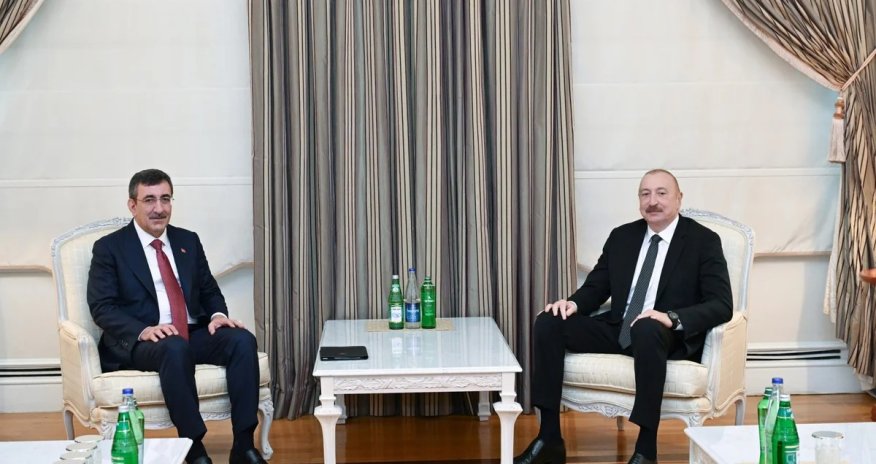 Azərbaycan Prezidenti Türkiyə vitse-prezidenti ilə görüşüb