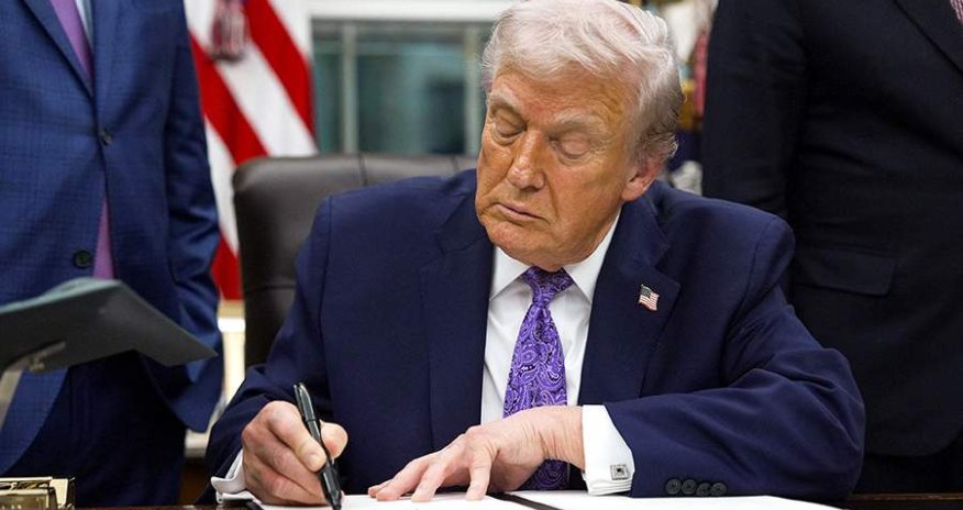 Трамп урезает соцрасходы и увеличивает военный бюджет