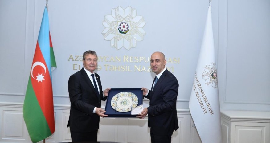 Emin Əmrullayev Şimali Kipr Türk Respublikasının Baş naziri ilə görüşüb