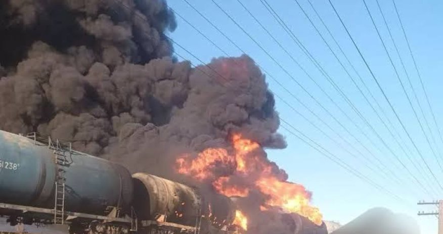 Украина разбомбила российские поезда с топливом