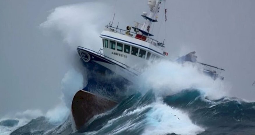 Dövlət Agentliyi küləkli hava şəraiti ilə bağlı gəmilərə xəbərdarlıq edib