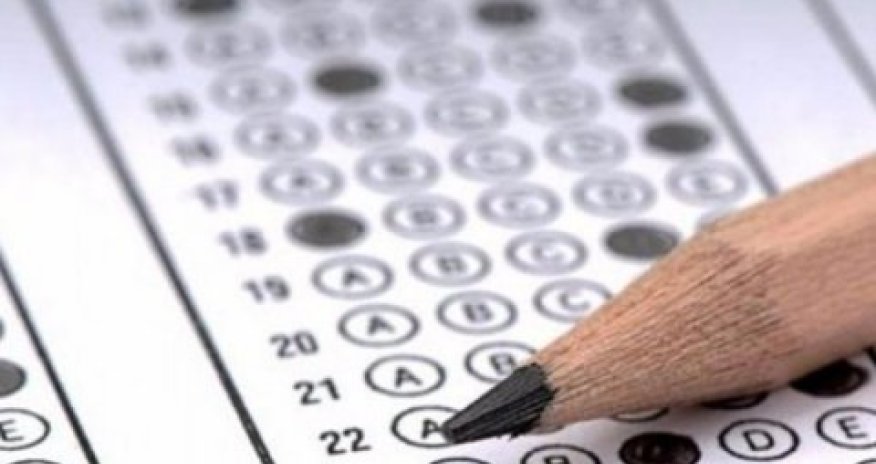 Сегодня около 50 тыс. школьников сдадут выпускной экзамен