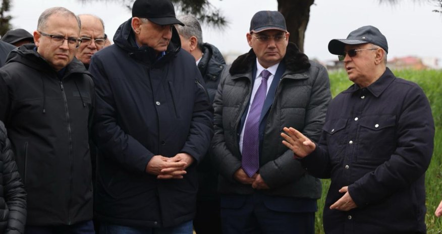 Nazir Badamdarda sürüşmə sahəsinə gedib