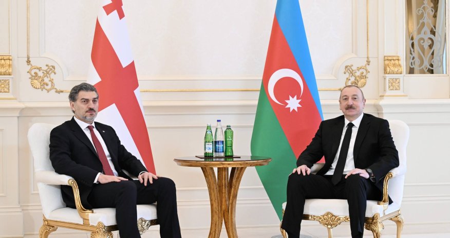Əliyevin Gürcüstanın Prezidenti Mixeil Kavelaşvili ilə təkbətək görüşü olub