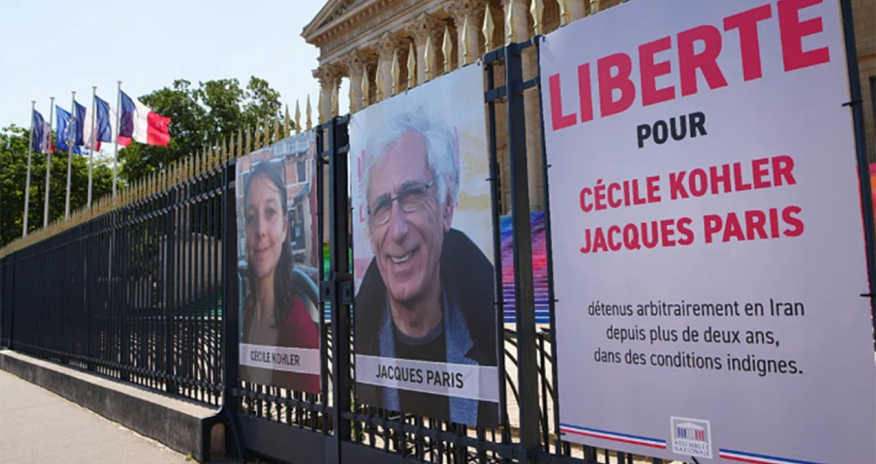 İran Fransa vətəndaşlarını azad edib