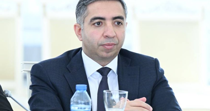 Zaur Əliyev nazir müavini təyin olunub