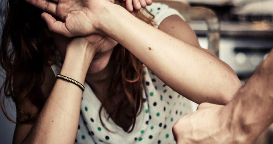 Taleh Bağırzadənin oğlunun 17 yaşlı qızı yumruqla vurduğu iddia edilir