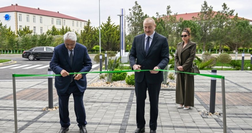 
Prezident Milli Aviasiya Akademiyasında Beynəlxalq Təlim Mərkəzinin açılışında iştirak edib