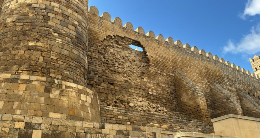 İçərişəhərdəki qala divarlarında zədələnmə ilə bağlı açıqlama