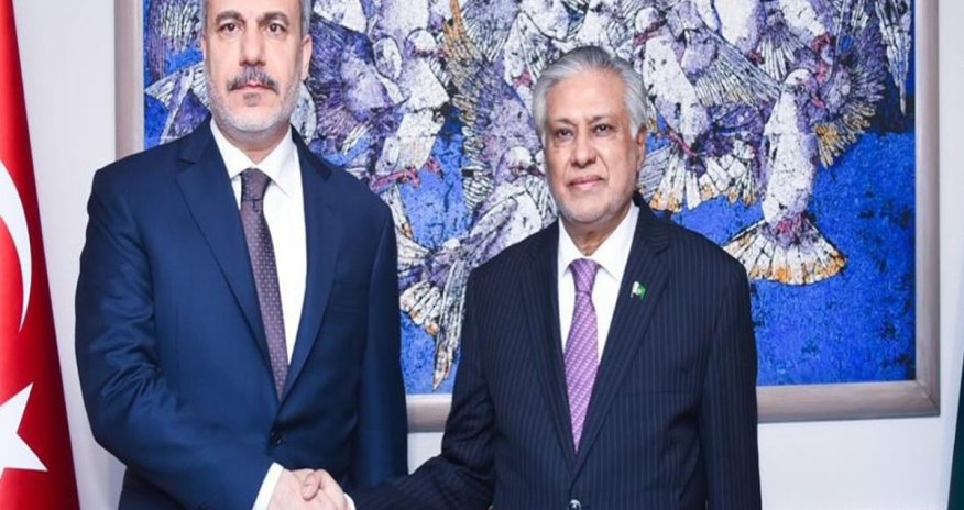 Türkiyə və Pakistan XİN rəhbərləri İslamabad danışlqlarını müzakirə edib