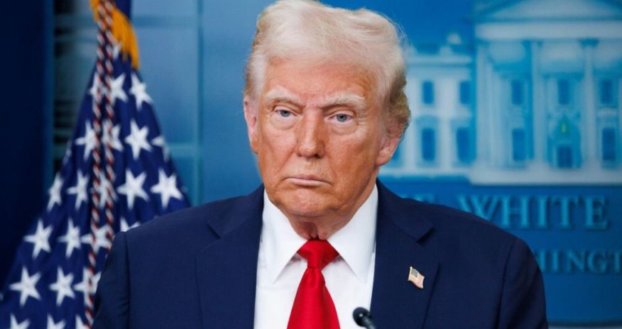 На случай провала переговоров: Америка &laquo;загружает корабли лучшим оружием&raquo;