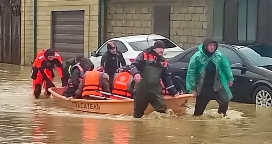 МЧС: Более 760 домов остаются подтопленными в Дагестане