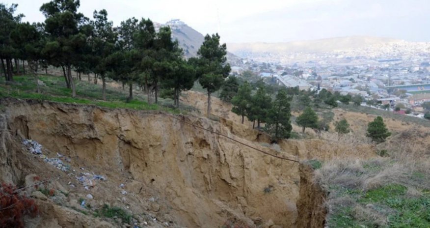 Bakıda daha bir ərazidə sürüşmə olub