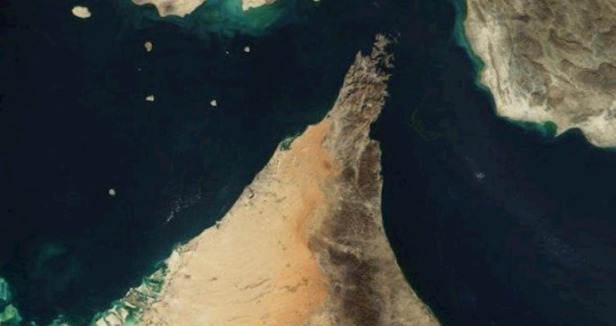 İki böyük tanker Hörmüz boğazından geri döndü &minus;&ldquo;Bloomberg&rdquo;