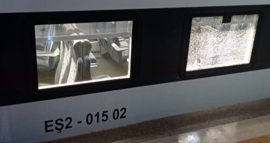 
ADY bu il sərnişin qatarlarına qarşı daş atmaların sayını açıqlayıb