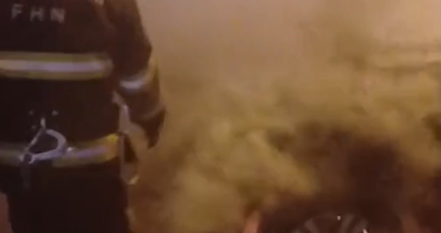 Bakıda avtomobil yanıb