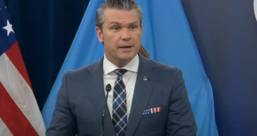 ABŞ Konqresində Pit Heqsetə qarşı impiçment təşəbbüsü irəli sürülür