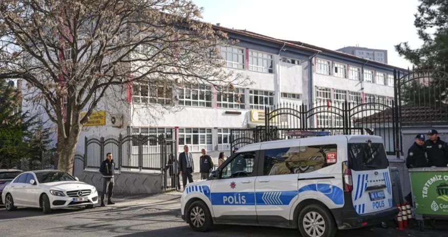 Türkiyədə məktəbləri polis mühafizə edəcək