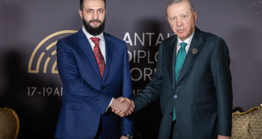 Əhməd Əl Şaraa Rəcəb Tayyib Ərdoğanla ikitərəfli münasibətləri müzakirə edib