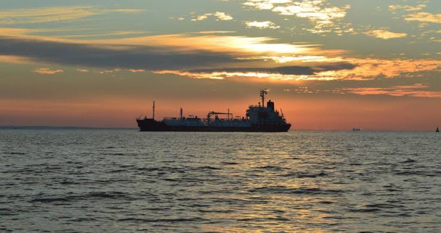 Инцидент с судном у берегов Омана